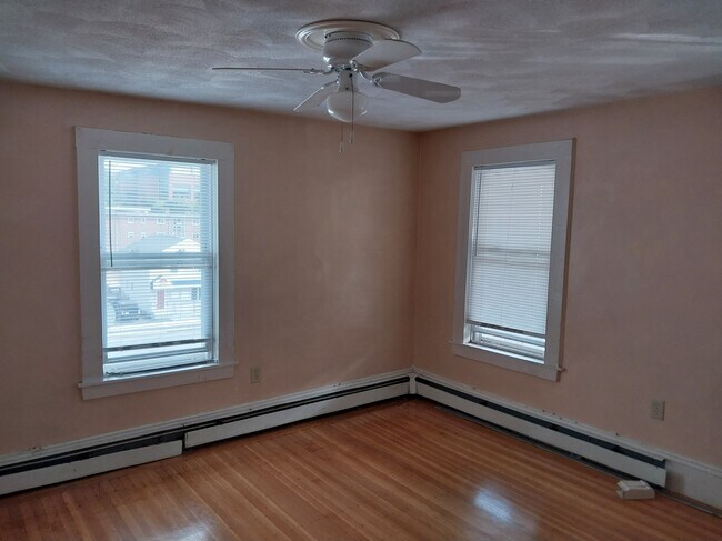 Foto del edificio - 7 Hillside Ave