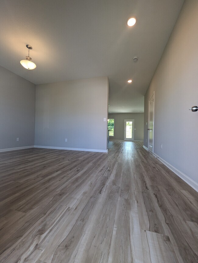 Foto del edificio - 1619 Hickory