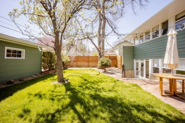 Photo - 2102 Mariposa Ave House