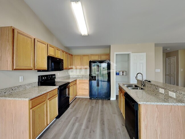 Foto del edificio - 6000 Softwind Dr