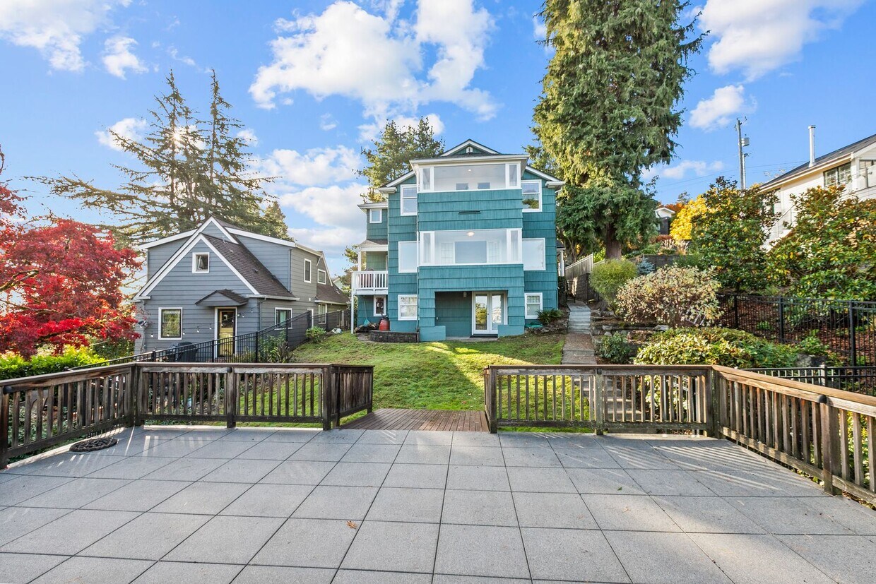 Foto principal - 4Bd/3Ba Seattle House