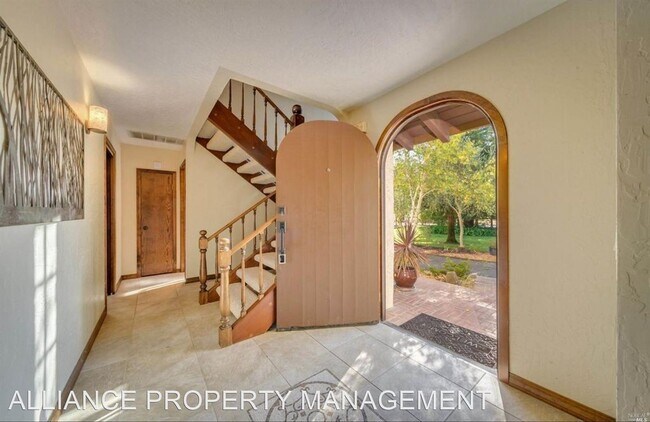 Building Photo - 3 br, 3 bath House - 1722 Willowside Road