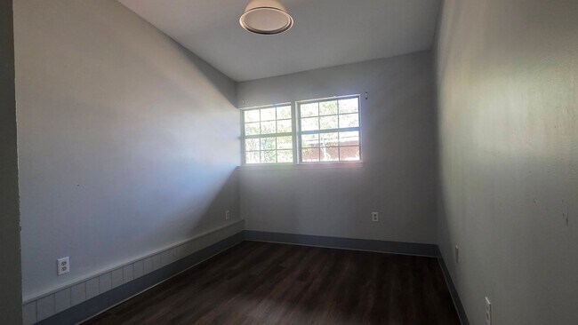 Foto del edificio - 1974 S Riverview Cir