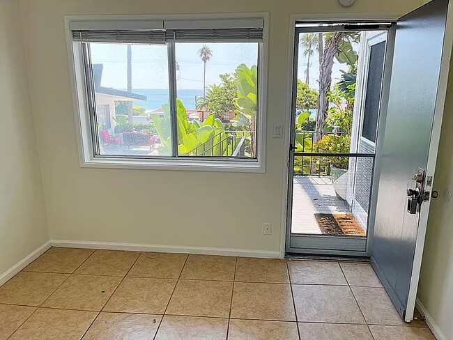 Foto del edificio - 250 Cliff Dr