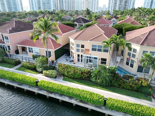 Foto del edificio - 3757 NE 208th Terrace