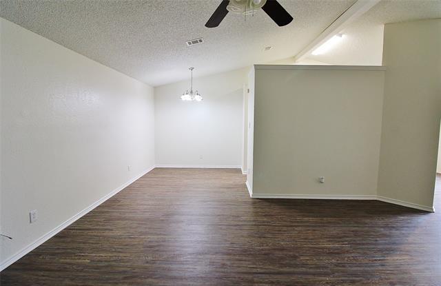 Foto del edificio - 1103 Hemlock Ct