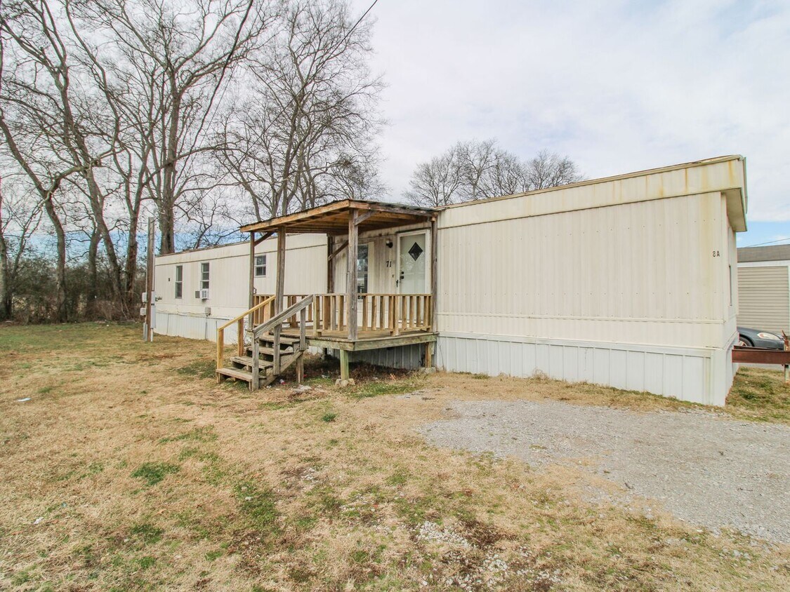 Primary Photo - Enjoy peaceful country living near Pulaski...