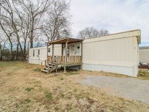 Building Photo - 1810 Vales Mill Rd