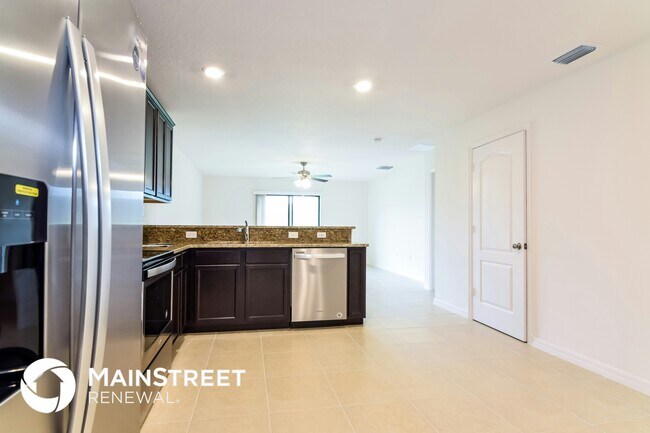 Building Photo - 8237 Silverbell Loop