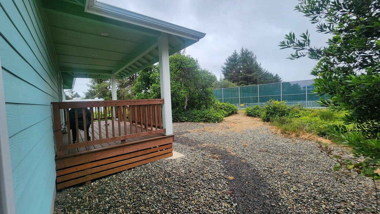 Foto del edificio - 109 N Port Loop NW