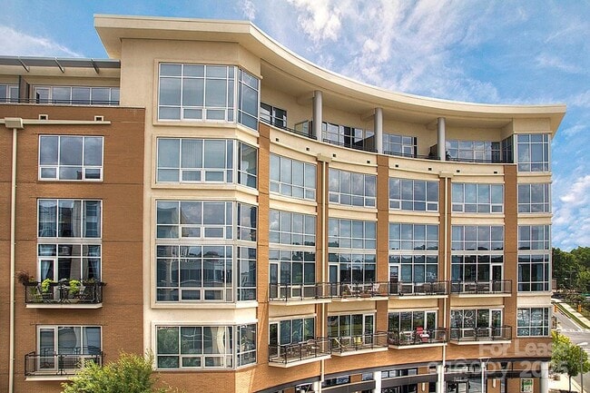 Foto del edificio - 1133 Metropolitan Ave