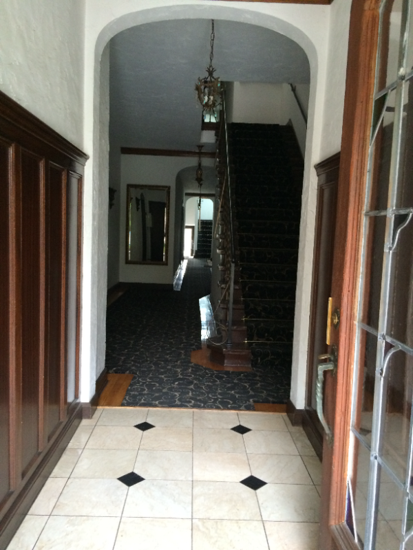 Foto del edificio - 425 N Sycamore Ave