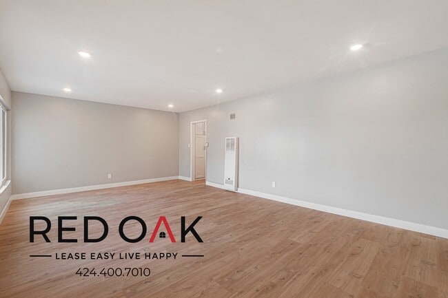 Foto del edificio - 4646 Coliseum St