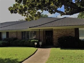 Building Photo - 6916 Delmeta Dr
