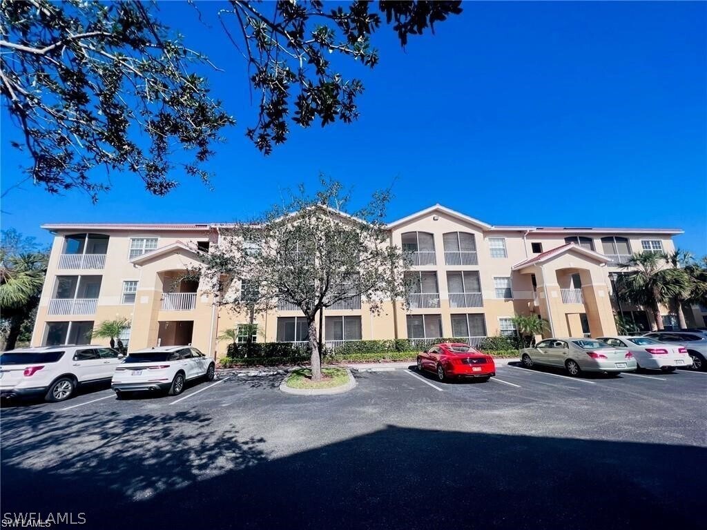 9015 Colby Dr Unit 2018, Fort Myers, FL 33919 Condo for Rent in Fort
