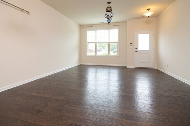Photo - 2 Bedroom, 2.5 Bath Townhome w/ Loft and S...