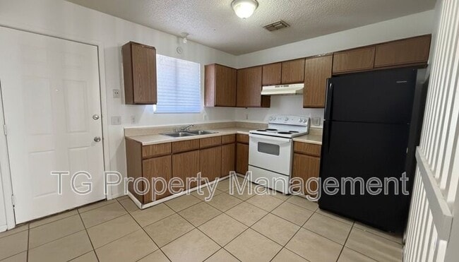 Foto del edificio - 5144 Westchase Ct