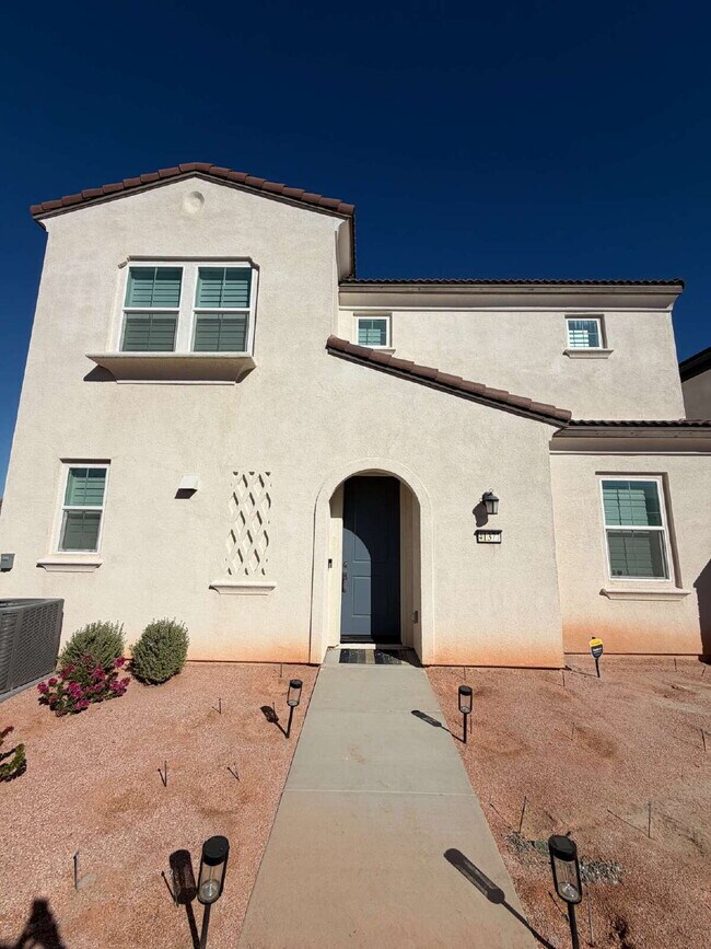 Building Photo - 41377 Penn Dr