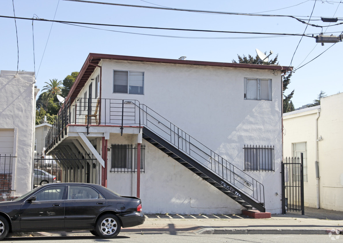 Building Photo - 6656 Foothill Blvd