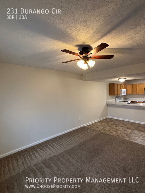 Foto del edificio - 231 Durango Cir