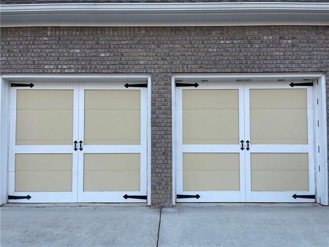 Building Photo - 981 Brownstone Ln SW