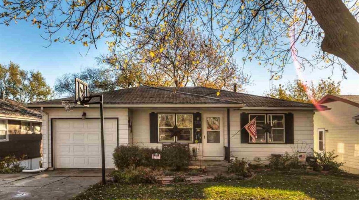 Primary Photo - 3311 N 57th St
