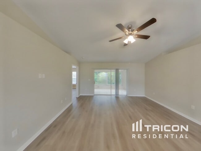 Building Photo - 6534 Covewood Dr