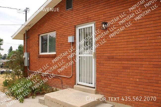 Foto del edificio - 4042 Porter Ave