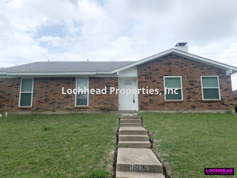 Primary Photo - 3 BEDROOM IN MESQUITE****