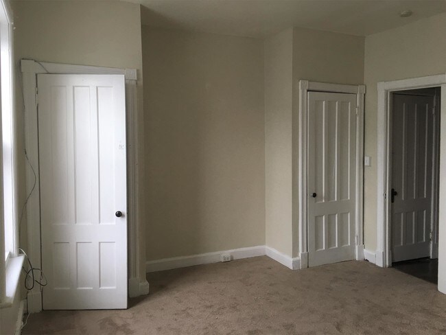 Foto del edificio - 247 Quail St