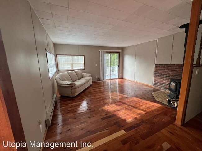 Building Photo - 2 br, 1 bath House - 6474 Little Big Horn ...