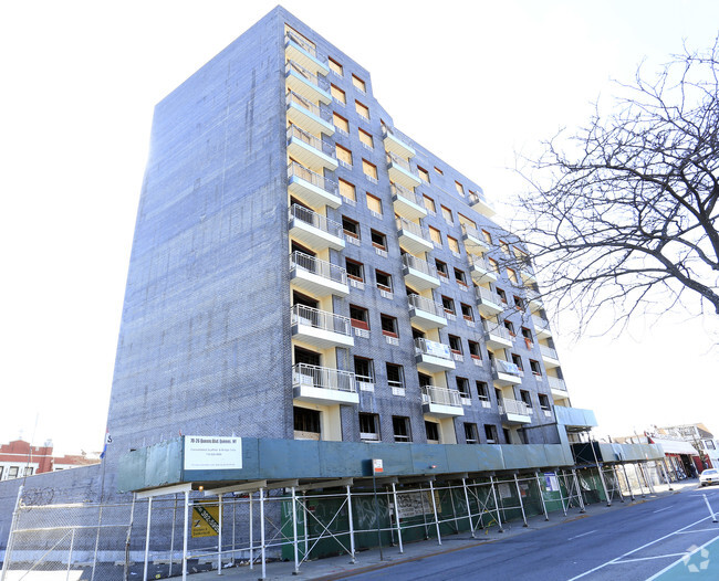 Building Photo - 70-32 Queens Blvd