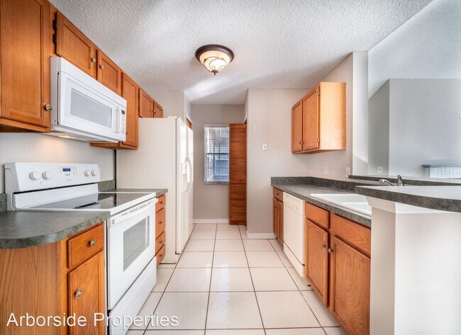 Foto del edificio - 944 Bakewell Ct