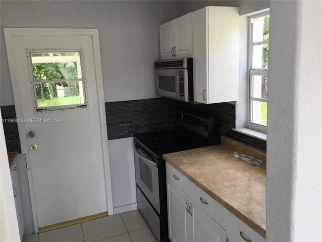 Foto del edificio - 4700 SW 97th Ave