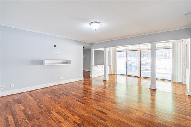 Building Photo - 4300 Chastain Dr NE