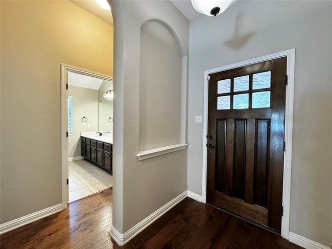 Building Photo - 4207 Oldenburg Ln