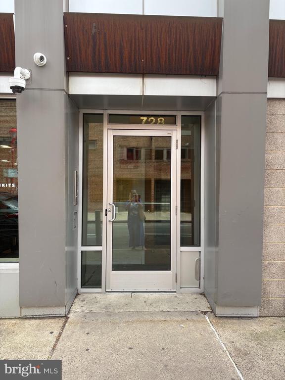 Foto del edificio - 728 South St