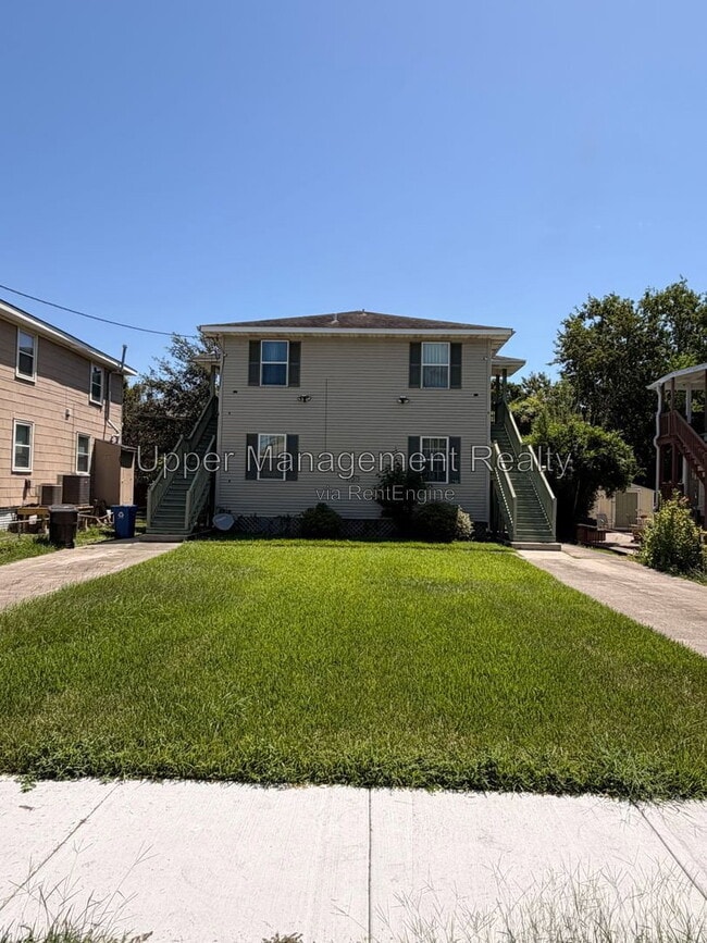 Building Photo - 6239 Waldo Dr