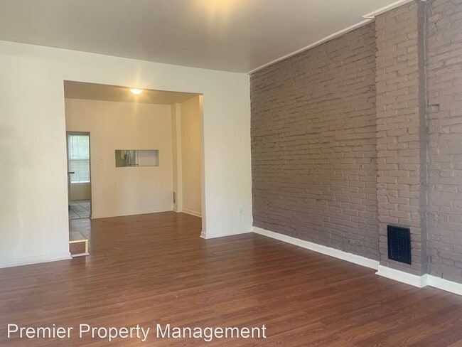 Building Photo - 3 br, 1 bath House - 2727 E. Madison Street