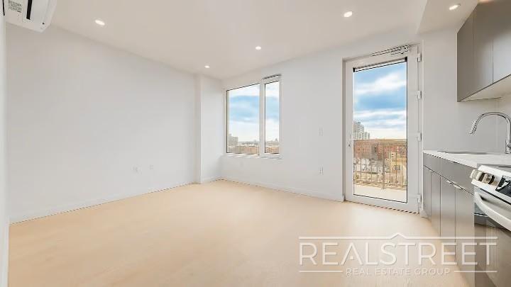 Foto del edificio - 1499 Bedford Ave