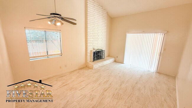 Foto del edificio - 7005 Quailwood Dr