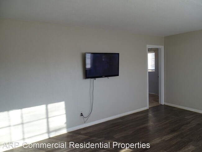 Building Photo - 3 br, 1.5 bath House - 9000 MOUNT ETNA DR