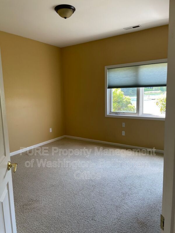 Building Photo - 2686 Lake Whatcom Blvd