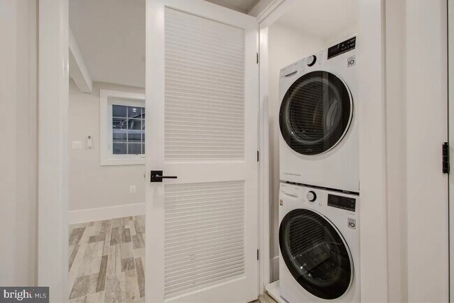 Foto del edificio - 1511 Upshur St NW