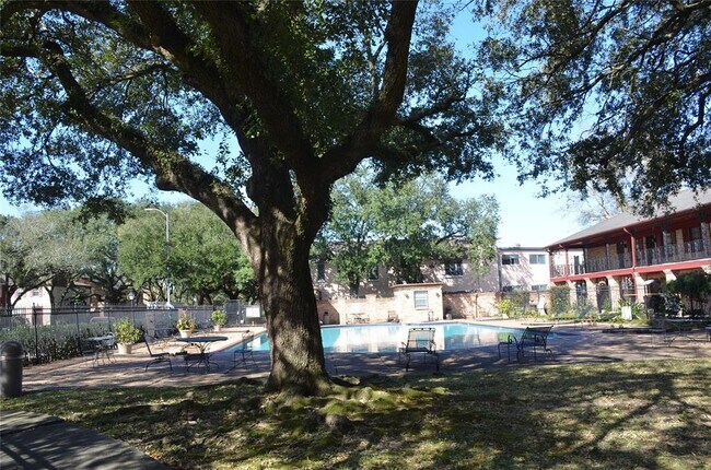 Building Photo - 5238 Arboles Dr