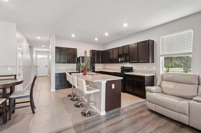 Building Photo - 508 Glenn Cross Dr