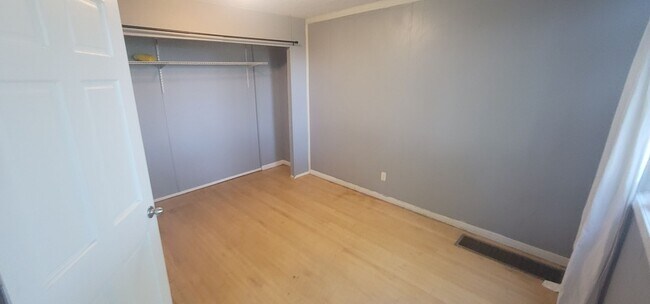 Foto del edificio - Duluth MN 4 Bedroom - 1 Bath - 1 Car Garag...
