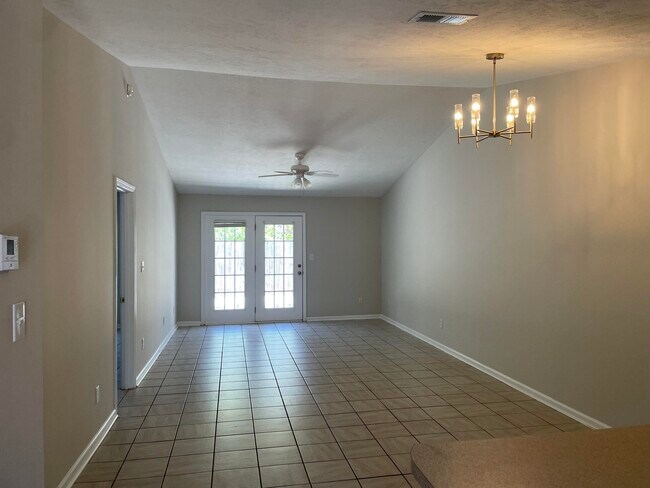 Foto del edificio - 143 Portofino Ln SW