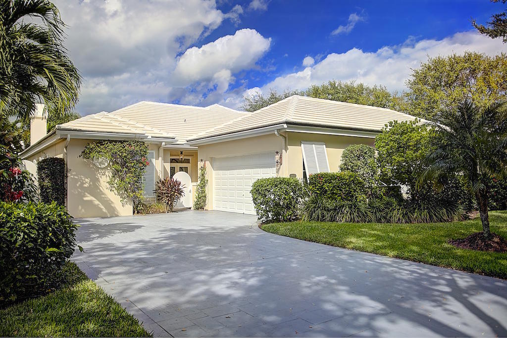 Foto principal - 14499 Cypress Island Cir