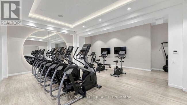 Building Photo - 3009 Novar Rd